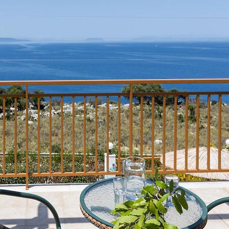 Villa Di Capri Skala  Buitenkant foto